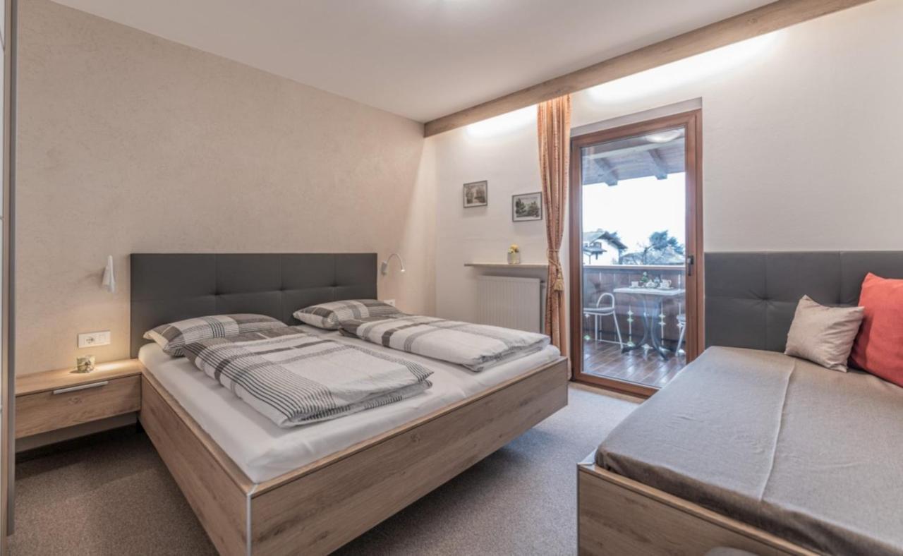Ferienwohnungen Haus Christine Rifiano Buitenkant foto